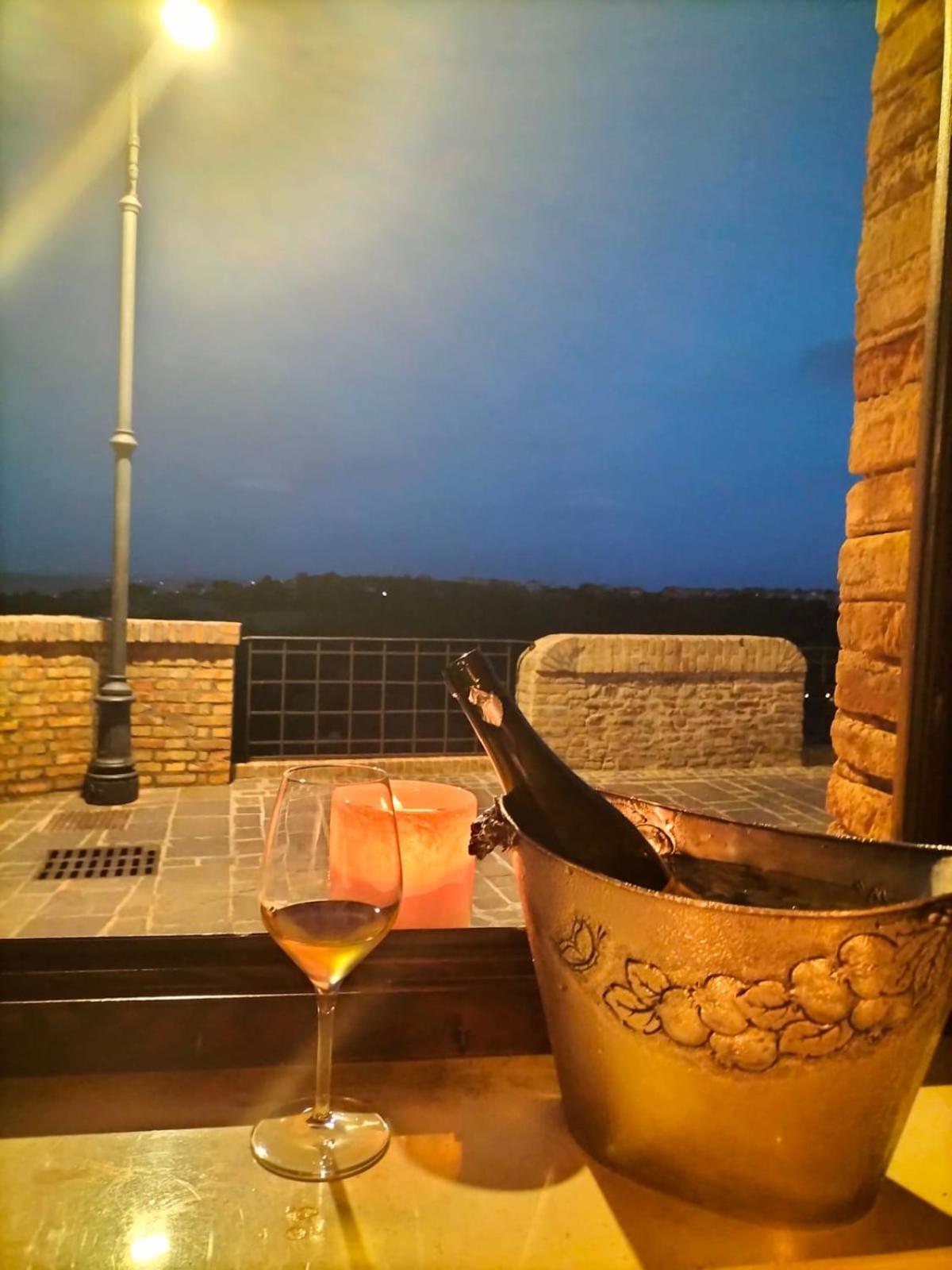 Anpemo Casa Vacanze Silvi Paese Buitenkant foto